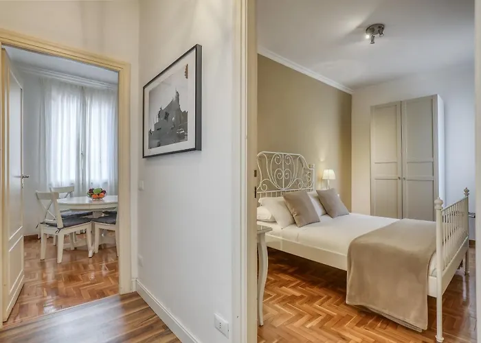 Apartamento Atrhome Penthouse Frattina